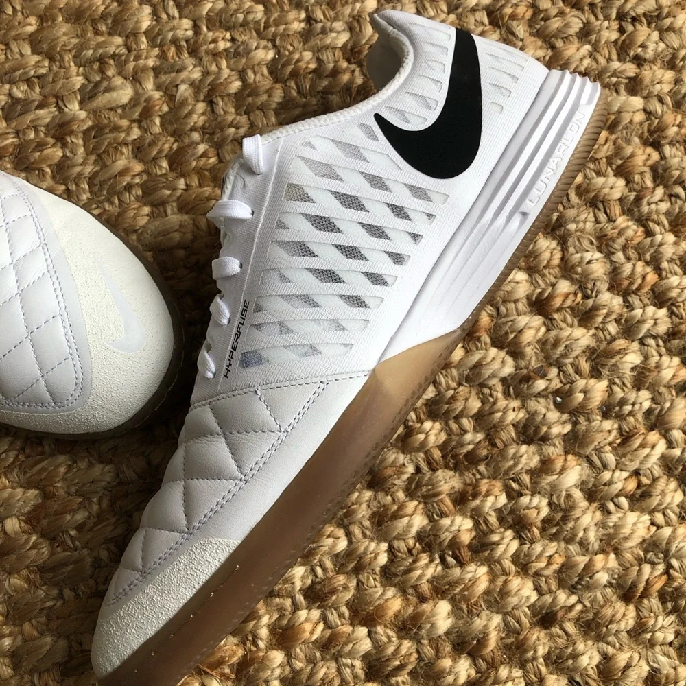 Nike Lunar Gato II. Style Number 580456. Size 11